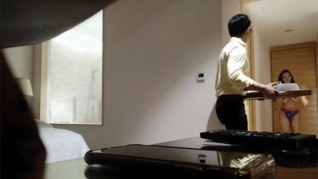 Horny Wife Watching Waiter Dare Cock Nude – Sexvdos Mms